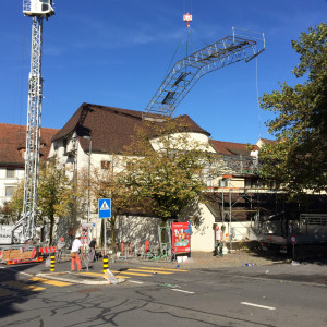 Installation%20Regenschutzdach%201